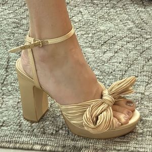Beautiful elegant champagne bow tie heel